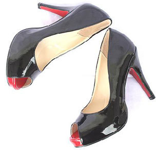 中秋出游鞋有講究