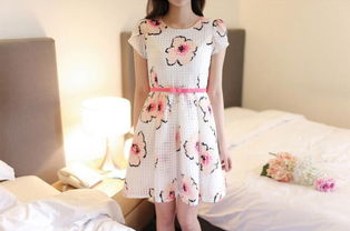 圖 廠家批發(fā)廠家直銷夏季女裝新款潮流連衣裙牛仔褲批發(fā)擺地攤 廣州服裝 鞋帽 箱包