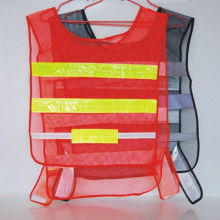 紅國(guó)豆服飾休閑用品廠 專(zhuān)業(yè)生產(chǎn)反光衣、購(gòu)物袋、洗衣籃及服裝鞋帽